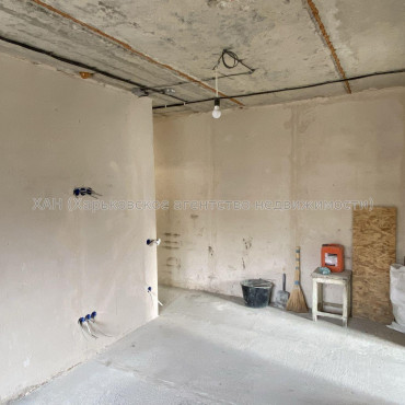 Продам квартиру, Науки просп. , 2 кім., 41.10 м², без отделочных работ 