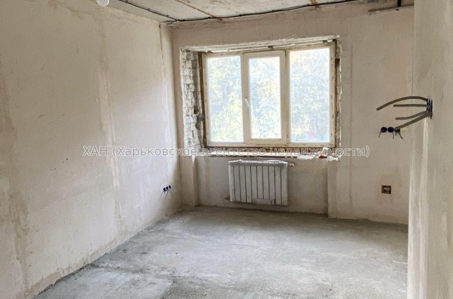 Продам квартиру, Науки просп. , 2 кім., 41.10 м², без отделочных работ 