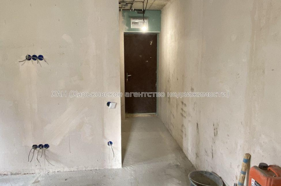 Продам квартиру, Науки просп. , 2 кім., 41.10 м², без отделочных работ 
