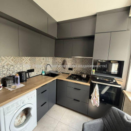 Продам квартиру, Героев Харькова просп. , 1  ком., 33 м², авторский дизайн
