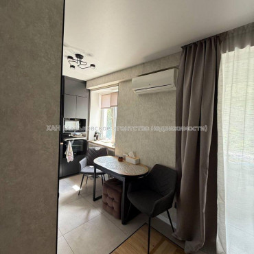 Продам квартиру, Героев Харькова просп. , 1  ком., 33 м², авторский дизайн 