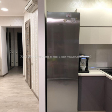 Продам квартиру, Дача 55 ул. , 2  ком., 50 м², авторский дизайн 