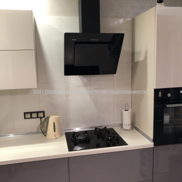 Продам квартиру, Дача 55 ул. , 2  ком., 50 м², авторский дизайн 