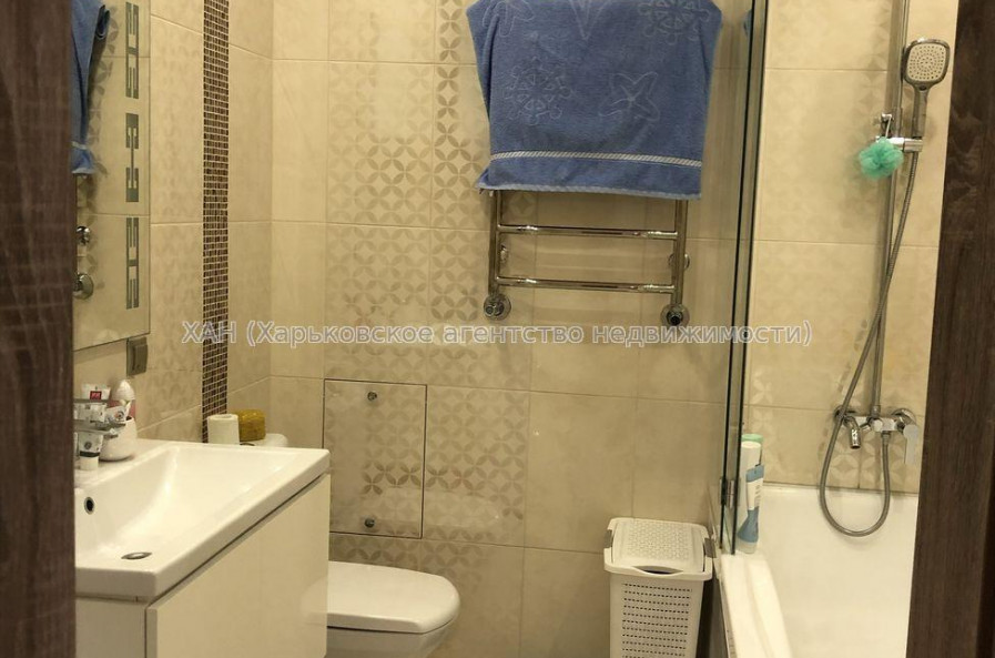 Продам квартиру, Дача 55 ул. , 2  ком., 50 м², авторский дизайн 