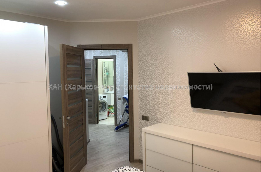 Продам квартиру, Дача 55 ул. , 2  ком., 50 м², авторский дизайн 