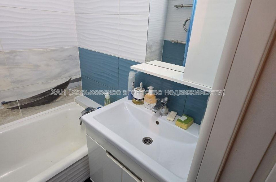 Продам квартиру, Непокоренных ул. , 2 кім., 50 м², евроремонт 
