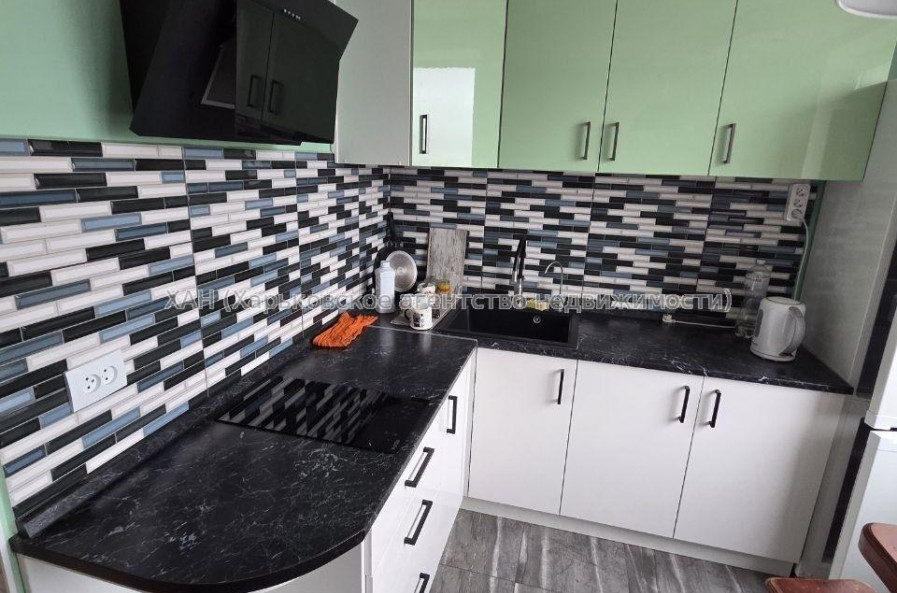Продам квартиру, Непокоренных ул. , 2 кім., 50 м², евроремонт 