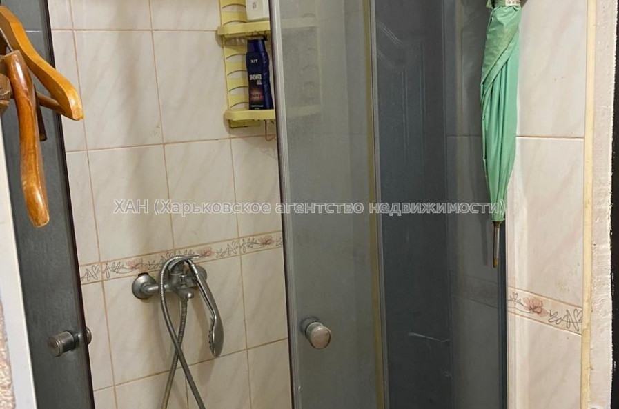 Продам квартиру, Светлая ул. , 1  ком., 20 м², советский ремонт 