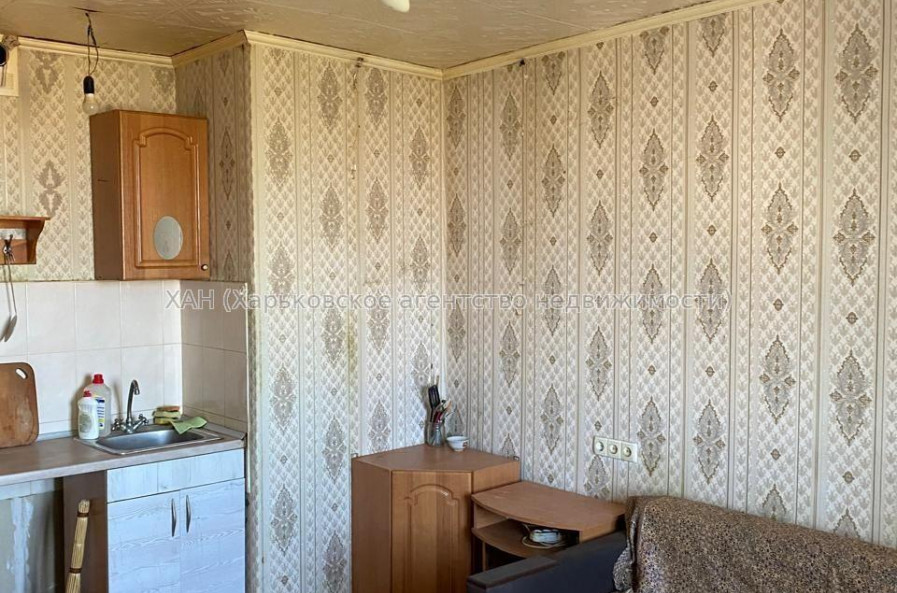 Продам квартиру, Светлая ул. , 1  ком., 20 м², советский ремонт 