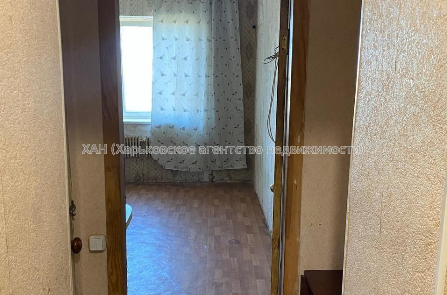Продам квартиру, Светлая ул. , 1  ком., 20 м², советский ремонт 