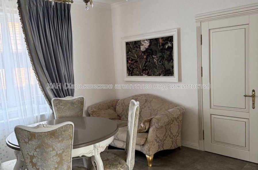 Продам дом, 194.90 м², 5 сот., авторский дизайн 