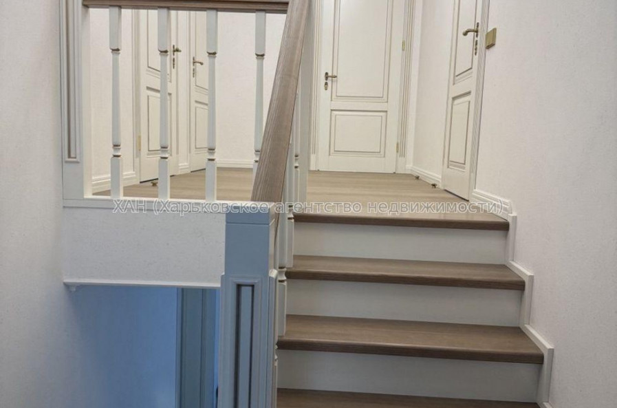 Продам дом, 194.90 м², 5 сот., авторский дизайн 