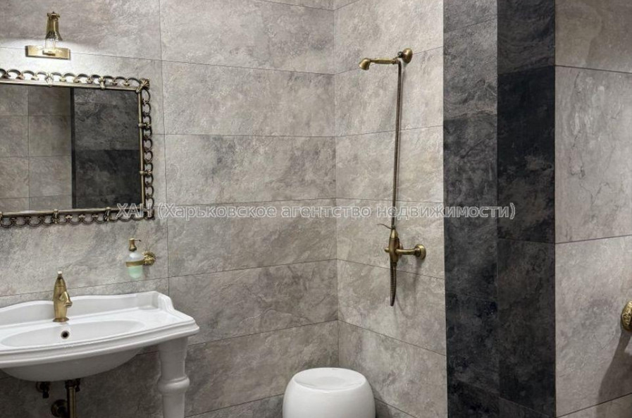 Продам дом, 194.90 м², 5 сот., авторский дизайн 