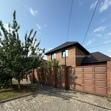 Продам дом, 194.90 м², 5 сот., авторский дизайн 