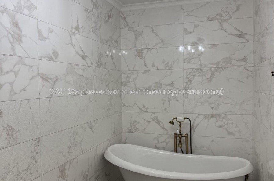 Продам дом, 194.90 м², 5 сот., авторский дизайн 