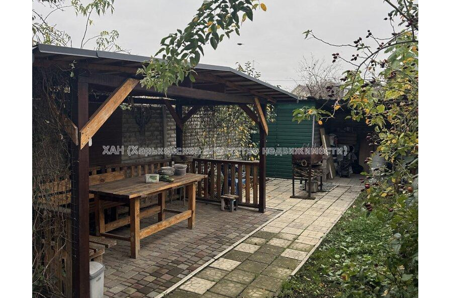 Продам дом, Льва Ландау просп. , 100 м², 3 сот., капитальный ремонт 