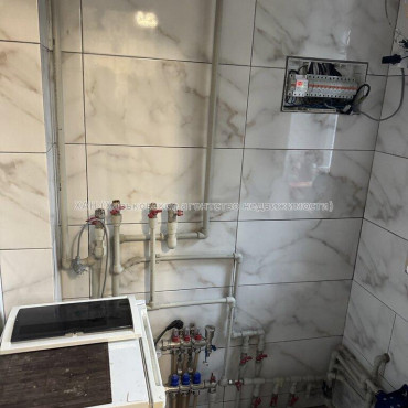 Продам дом, Льва Ландау просп. , 100 м², 3 сот., капитальный ремонт 