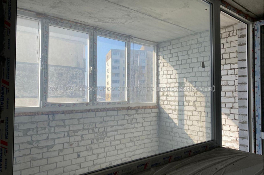 Продам квартиру, Гвардейцев Широнинцев ул. , 3 кім., 101 м², без внутренних работ 