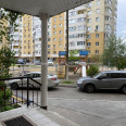 Продам квартиру, Гвардейцев Широнинцев ул. , 3 кім., 101 м², без внутренних работ 