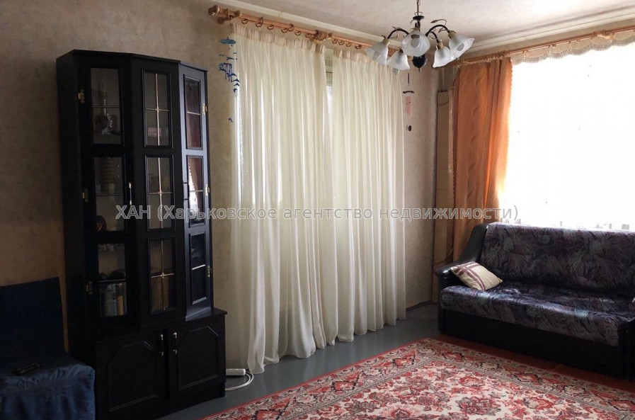 Продам квартиру, Полевая ул., Слободской район , 2  ком., 50 м², частичный ремонт 
