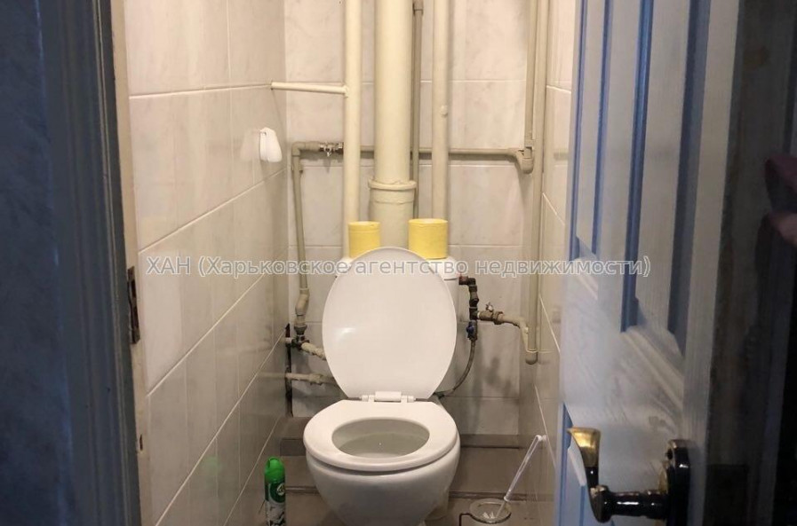 Продам квартиру, Полевая ул., Слободской район , 2  ком., 50 м², частичный ремонт 
