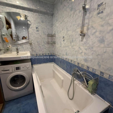 Продам квартиру, Непокоренных ул. , 2  ком., 46.80 м², евроремонт 