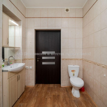Сдам квартиру, Григория Сковороды ул. , 67 , 2  ком., 70 м², капитальный ремонт 