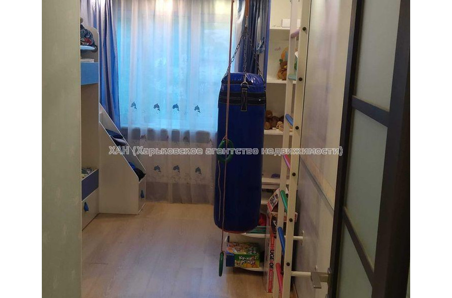Продам квартиру, 23 Августа ул. , 2  ком., 47 м², евроремонт 