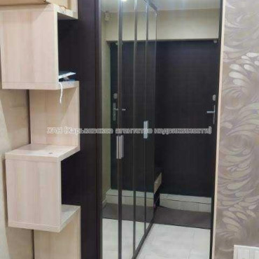 Продам квартиру, 23 Августа ул. , 2  ком., 47 м², евроремонт 