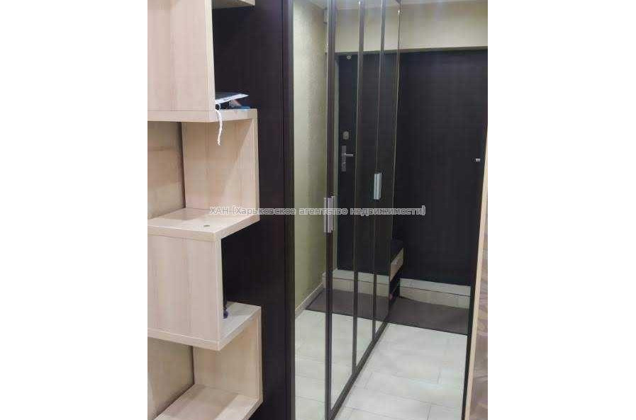 Продам квартиру, 23 Августа ул. , 2  ком., 47 м², евроремонт 