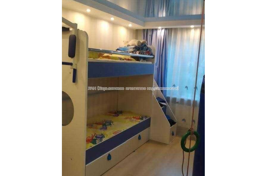 Продам квартиру, 23 Августа ул. , 2  ком., 47 м², евроремонт 