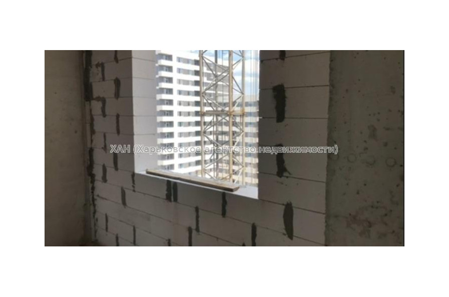 Продам квартиру, Льва Ландау просп. , 3 кім., 93 м², без внутренних работ 