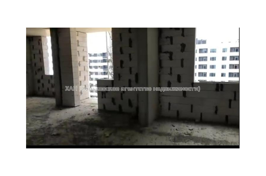 Продам квартиру, Льва Ландау просп. , 3 кім., 93 м², без внутренних работ 