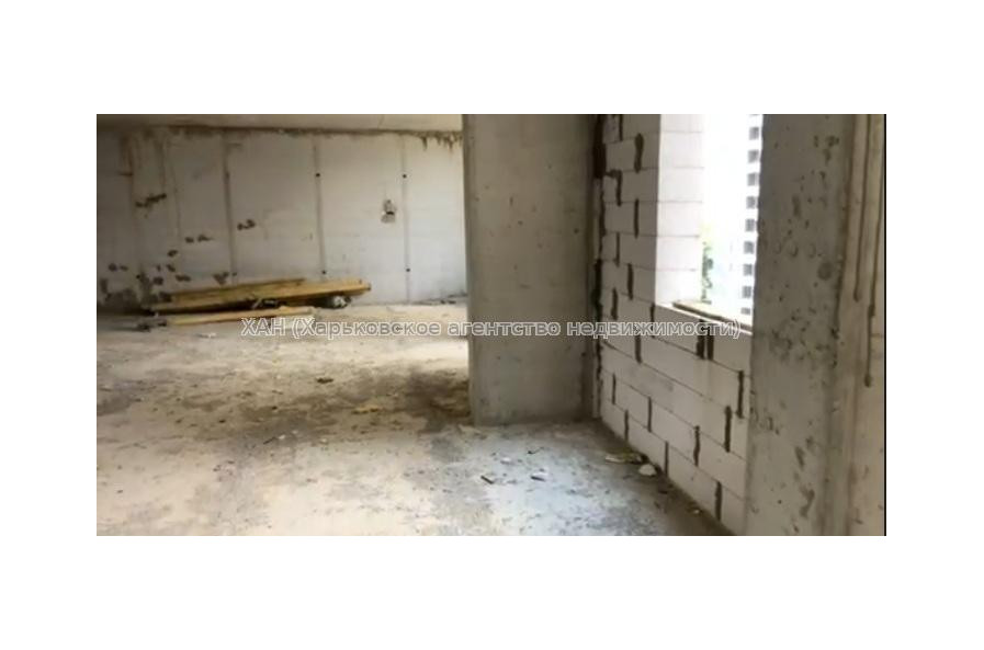 Продам квартиру, Льва Ландау просп. , 3 кім., 107 м², без внутренних работ 