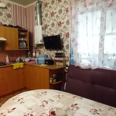 Продам дом, Ньютона ул. , 70.40 м², 4 сот., косметический ремонт 