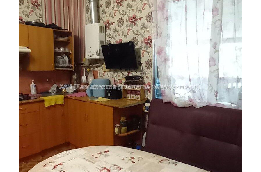 Продам дом, Ньютона ул. , 70.40 м², 4 сот., косметический ремонт 