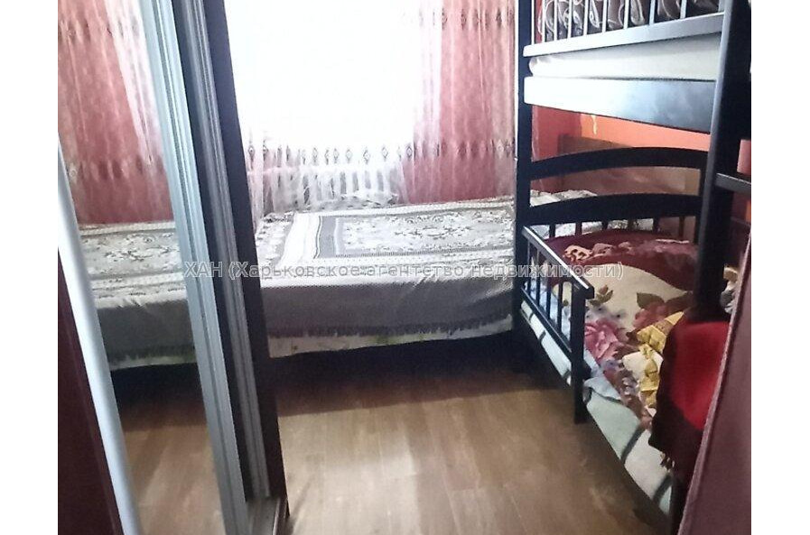 Продам дом, Ньютона ул. , 70.40 м², 4 сот., косметический ремонт 