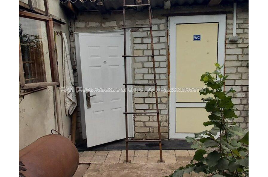 Продам дом, Ньютона ул. , 70.40 м², 4 сот., косметический ремонт 