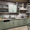 Продам квартиру, Кандаурова ул. , 3 кім., 91.80 м², косметический ремонт 