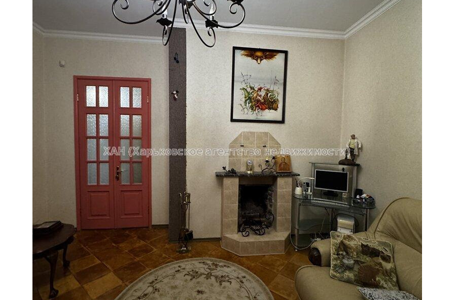 Продам квартиру, Кандаурова ул. , 3 кім., 91.80 м², косметический ремонт 