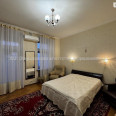 Продам квартиру, Кандаурова ул. , 3 кім., 91.80 м², косметический ремонт 