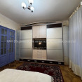 Продам квартиру, Кандаурова ул. , 3 кім., 91.80 м², косметический ремонт 