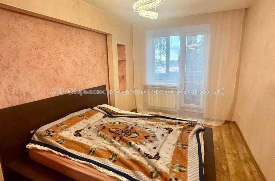 Продам квартиру, Каденюка ул. , 6 , 3 кім., 70 м², евроремонт 