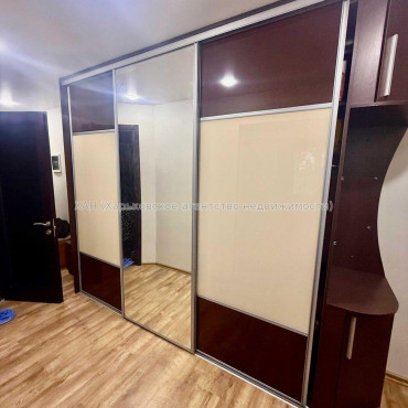 Продам квартиру, Каденюка ул. , 6 , 3 кім., 70 м², евроремонт 