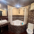 Продам квартиру, Каденюка ул. , 6 , 3 кім., 70 м², евроремонт 