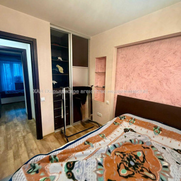 Продам квартиру, Каденюка ул. , 6 , 3 кім., 70 м², евроремонт 