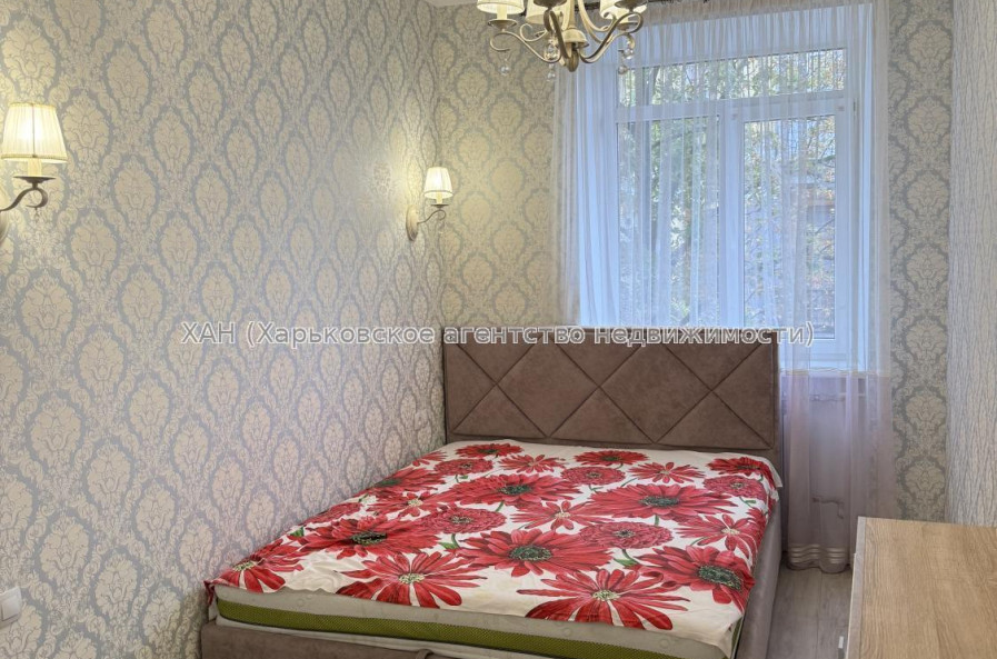 Продам квартиру, Куликовский спуск , 8/10 , 2  ком., 53 м², капитальный ремонт 