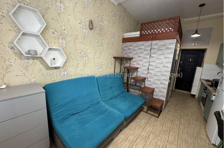Продам квартиру, Камышева ул. , 1  ком., 18 м², евроремонт 
