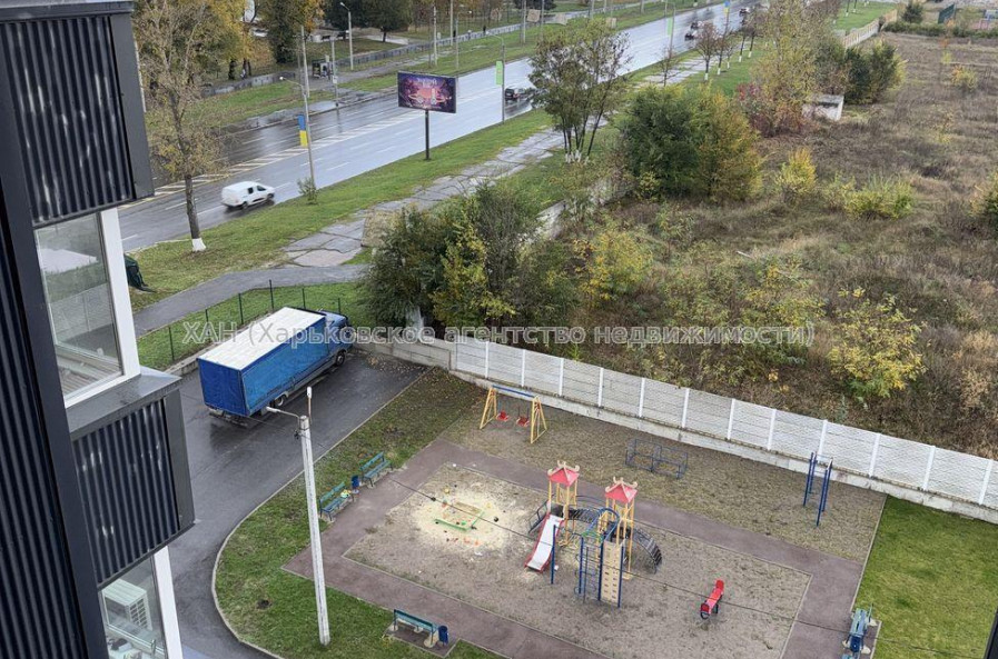 Продам квартиру, Полтавский Шлях ул. , 1 кім., 41.90 м², без ремонта 