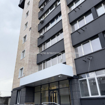 Продам квартиру, Полтавский Шлях ул. , 1 кім., 41.90 м², без ремонта 